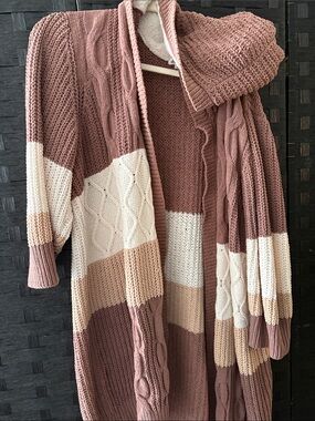 Derek Heart Rose, Cream & Tan Cable Knit Long Cardigan